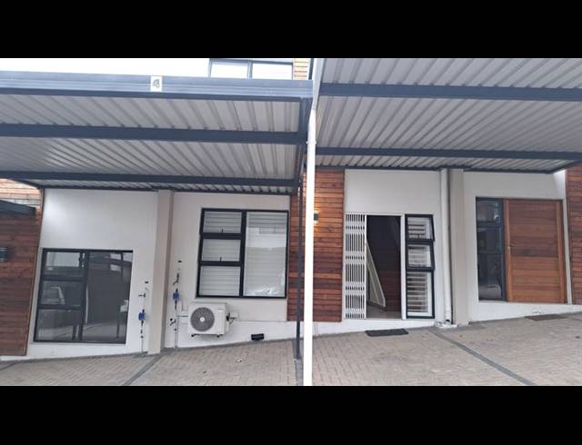 4 BEDROOM TOWNHOUSE FOR SALE IN MORNINGSIDE